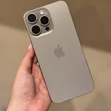 iPhone 15 Pro Max 256 GB 4