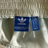Женские шорты Adidas 5