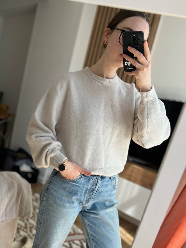 Жилет Sela, джинсовые шорты Mango, трикотажная водолазка, свитер, кардиган H&M, ветровка анорак, спортивные штаны, летние штаны Reserved, боди, джинсы Gloria Jeans 4