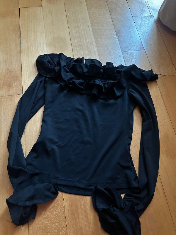 куртка, сумка, кофта чёрная, юбка, жилет, зипка, трешер, лонгслив 5