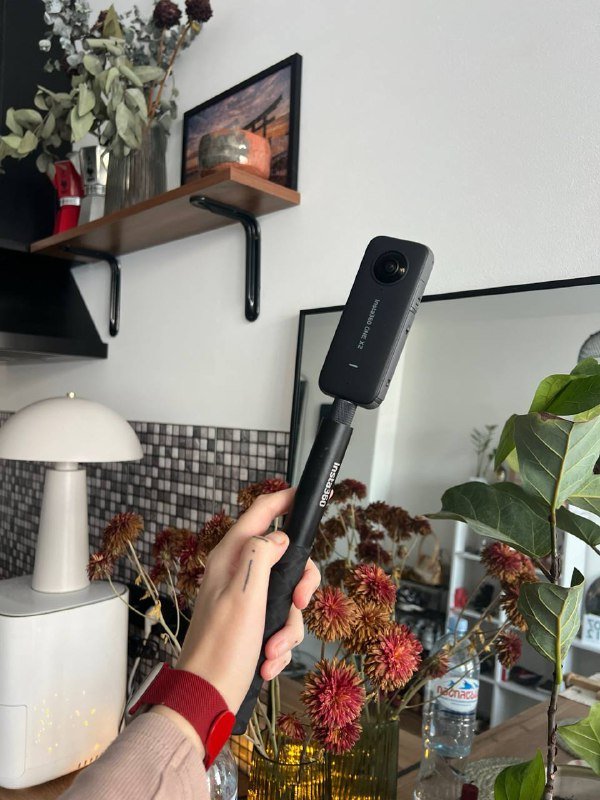 Insta 360 ONE X2 камера с аксессуарами