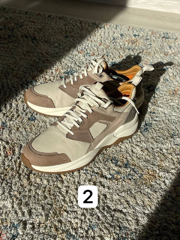 мужские кроссовки Timberland, женский плащ, юбка, платья, мужская шапка 2