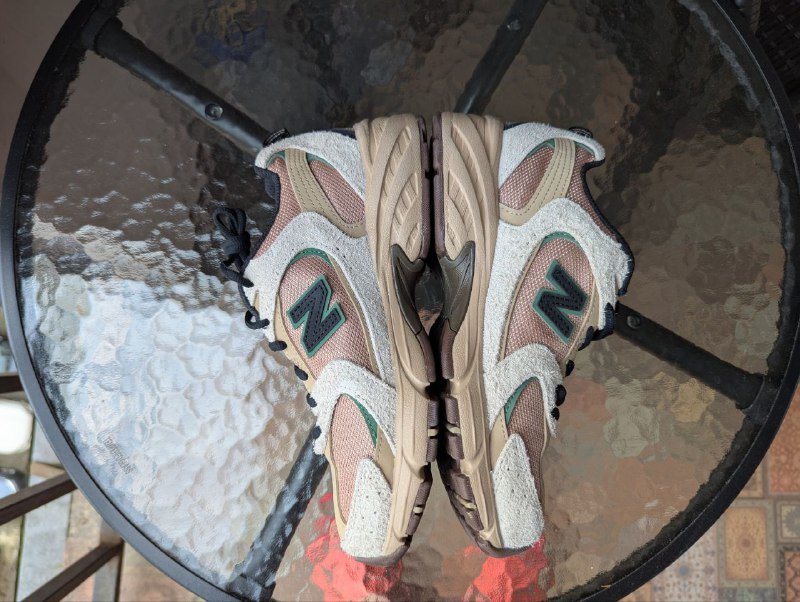 Женские кроссовки New Balance 530 3