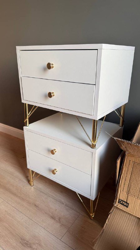 2 белых тумбочки с ящиками 2