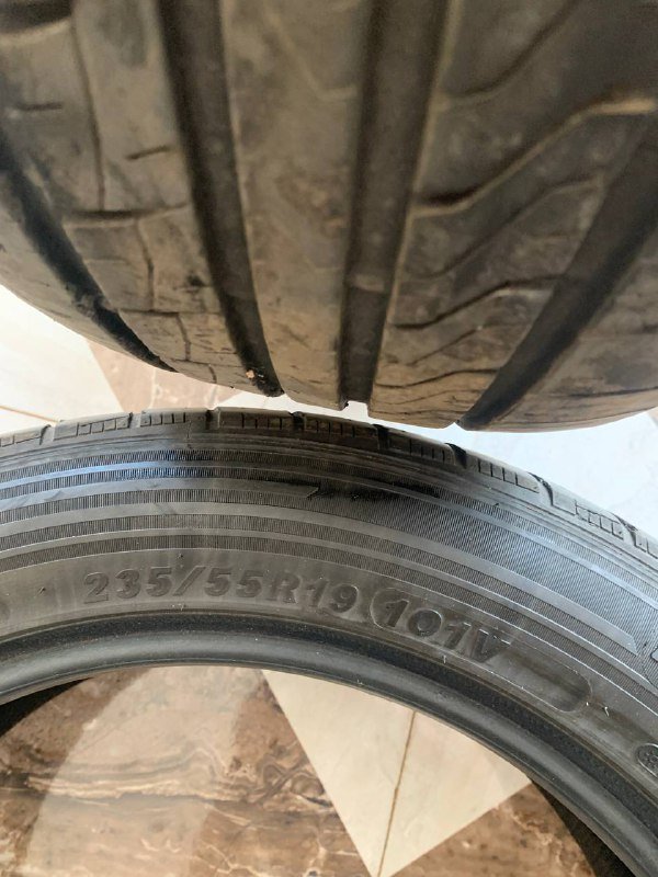 Комплект шин 235/55/R19 2