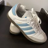 Кроссовки adidas Samba, размер 39 2