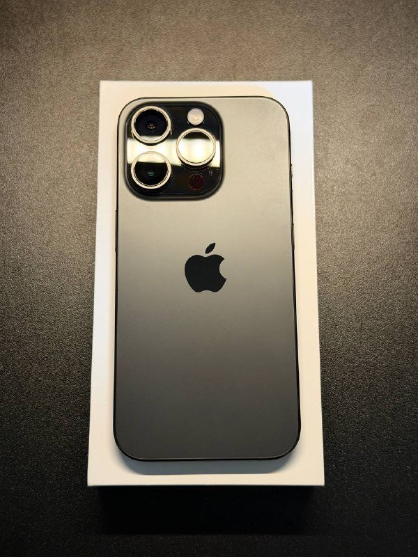 Iphone 15 pro 128 gb esim, MacBook air 13 m5 16/512, Apple usb-c 140w power adapter