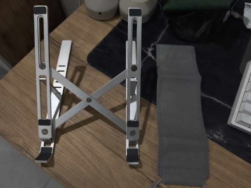 Подставка под ноутбук с чехлом