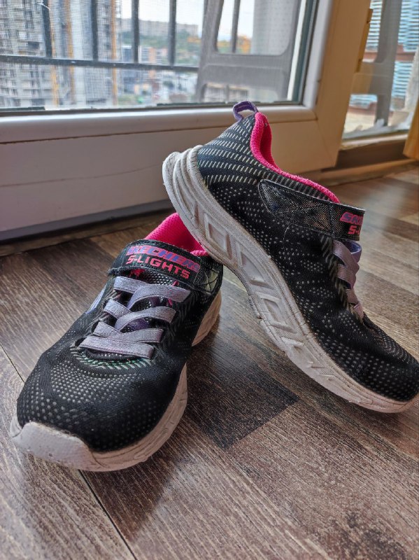 Кросовки Sketchers 29 размер 2