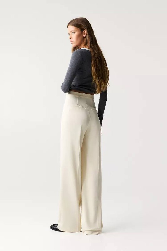 Платье зелёное, джинсы, брюки кремовые Pull&Bear 9