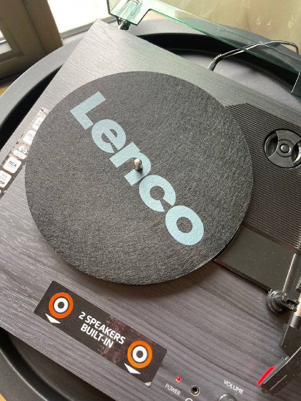Виниловый проигрыватель Lenco 2