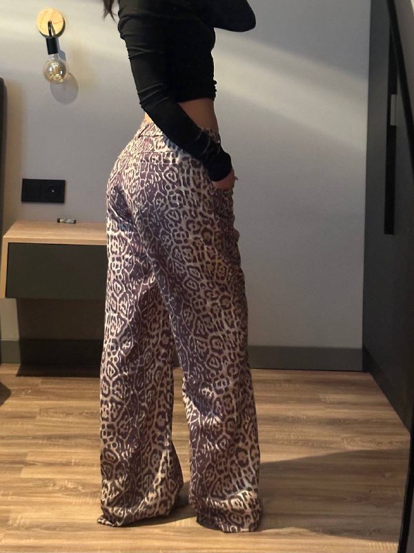 Женские брюки в анималистический принт oversize 2