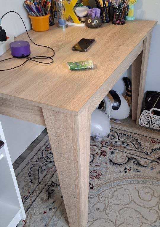 Компьютерные столы черный и светлый деревянный 4