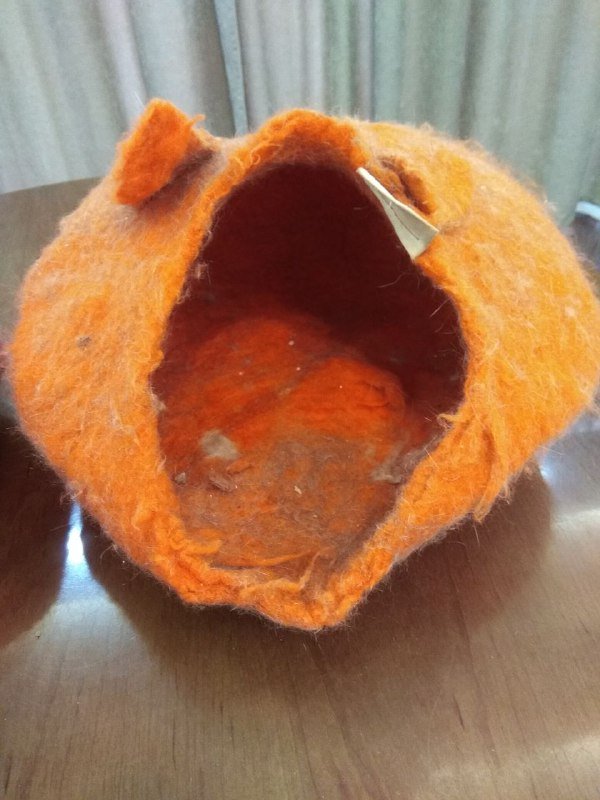 Домики для кошек или маленьких собак оранжевый, малиново-жёлтый 4