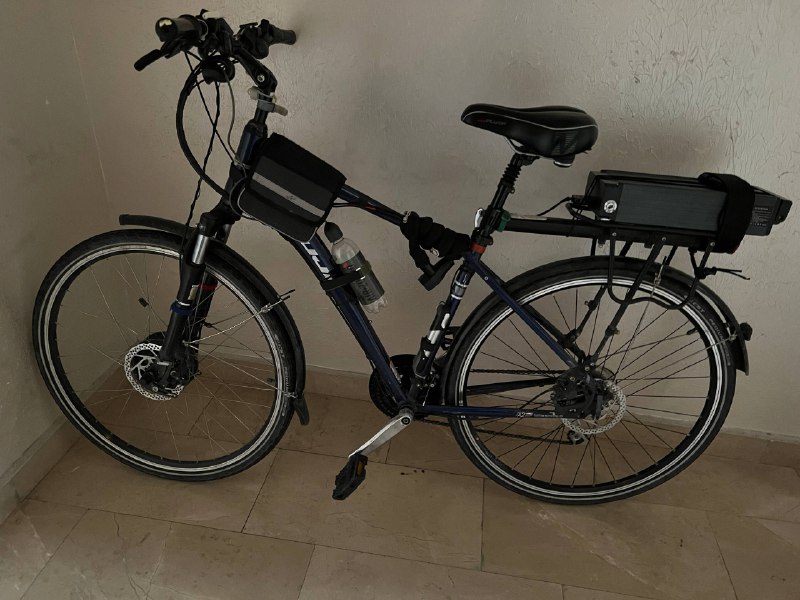 Велосипед Fuji Crosstown 28" электротяга