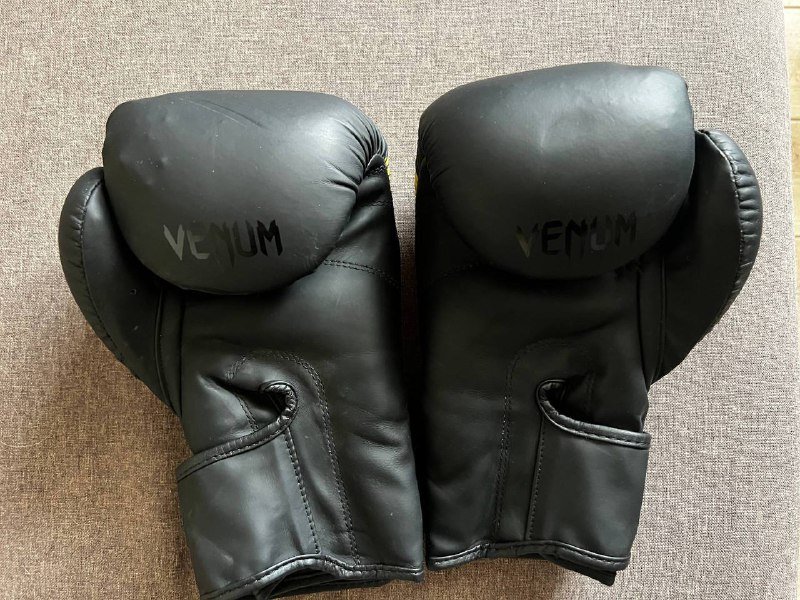 боксерские перчатки б/у 2