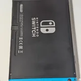 Nintendo Switch с улучшенным аккумулятором и аксессуарами 2