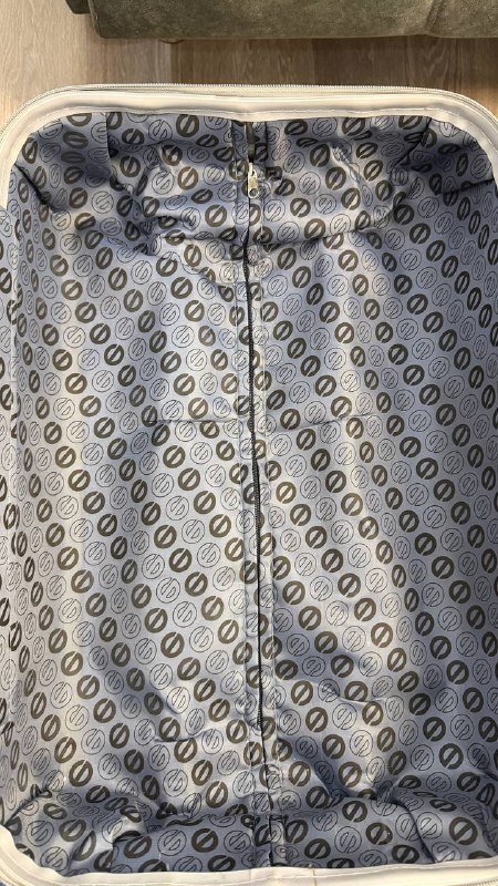 Чемодан прочный и легкий 3