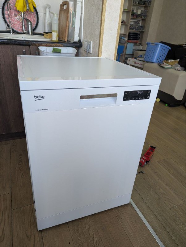 Посудомоечная машина BEKO DFN26424W 60 см