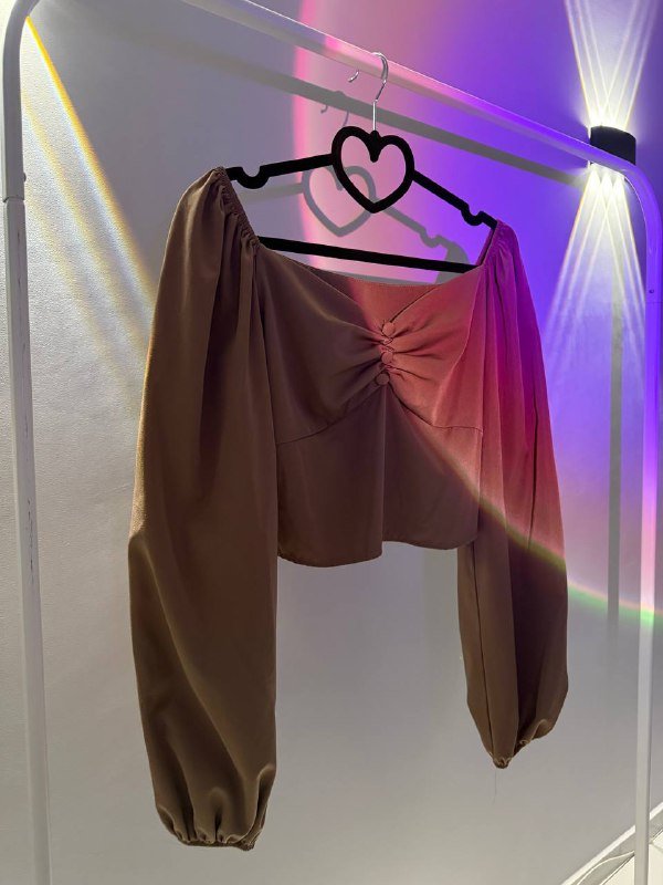 Рюкзак, подушки, женская одежда, куртки, платья, костюмы 3