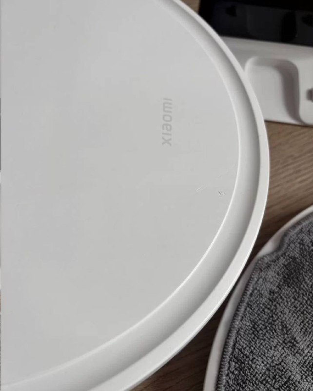 Робот-пылесос Xiaomi Robot Vacuum E12 3