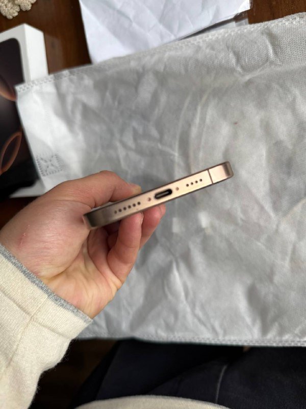 iPhone 16 Pro Max 256gb 5