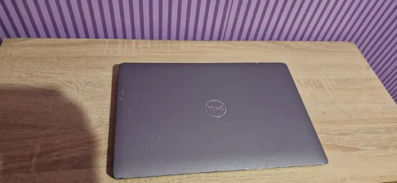 Ноутбук Dell Latitude 1