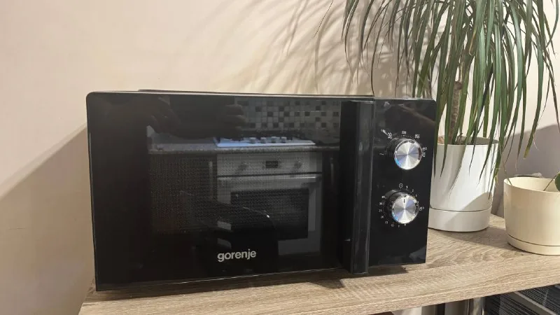 Gorenje MO17E1BH, микроволновка