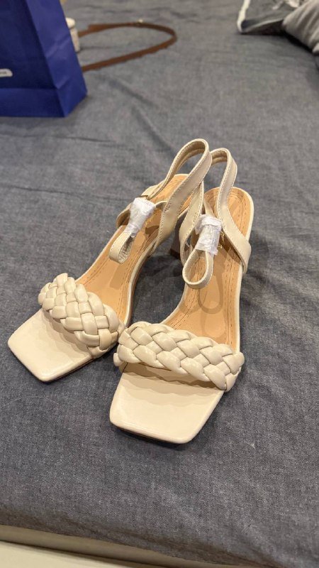 Босоножки Dino Ricci Select 39 размер