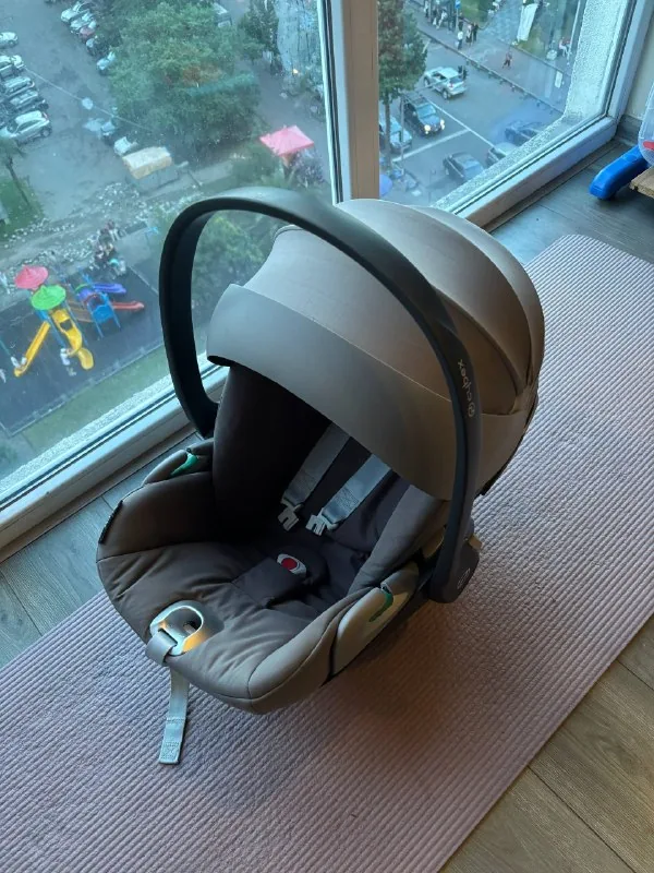 Детское автокресло Cybex Cloud Z2 и база Base Z 1