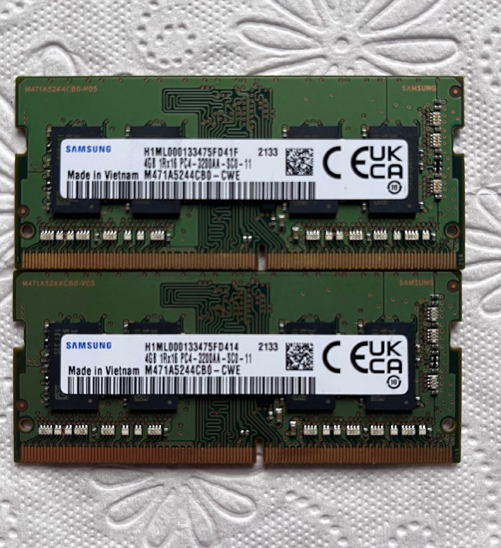 Оперативная память DDR4 SODIMM Samsung 4GB 2 шт