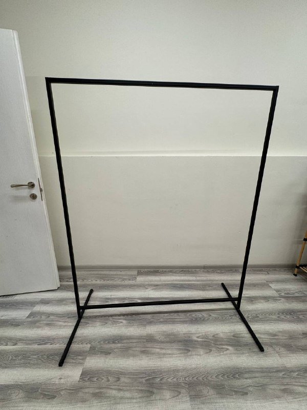 Стеллажи стойки большие и маленькие 3