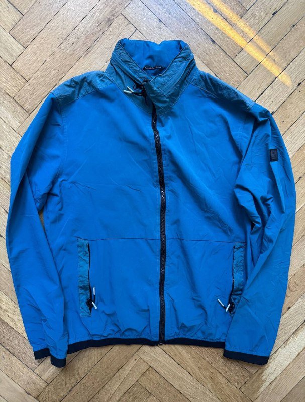 Weekend offender куртка, футболки, поло, кроссовки, кошелек, чехол, перчатки, пуловер, худи, пыльник