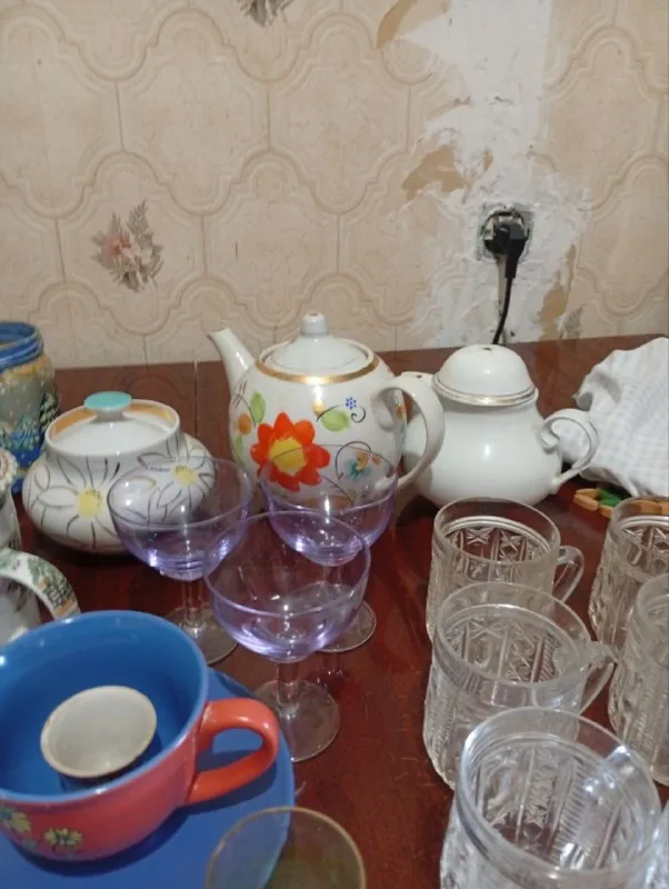 Посуда, чашки, тарелки, стаканы 1