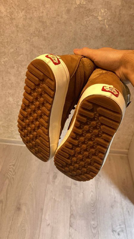 Vans Sk8-Hi MTE-2 shoes 2