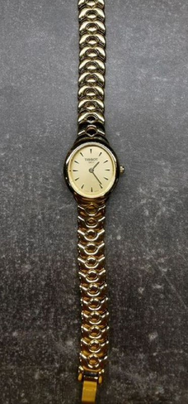 Часы Tissot T-Lady Gold кварцевые женские