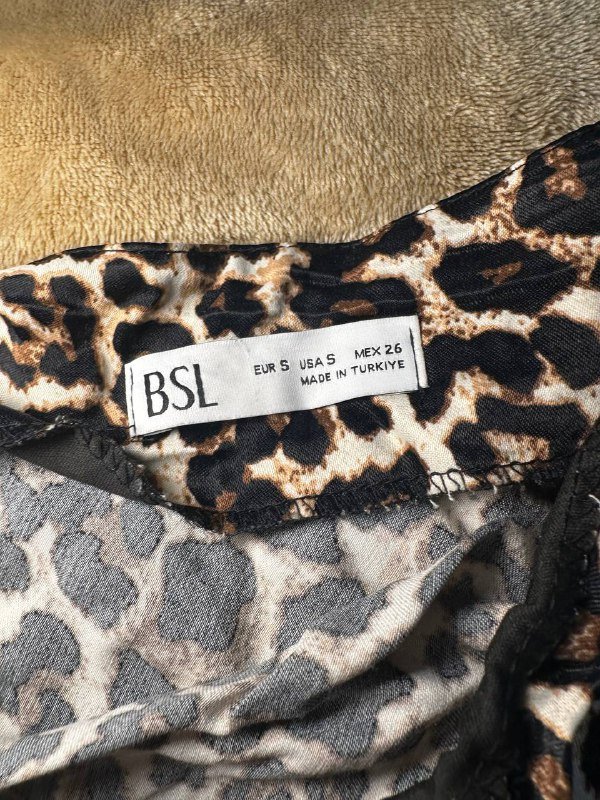 Юбка Леопардовая размер S 3