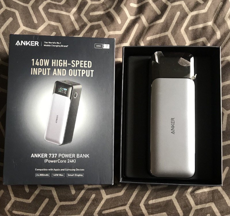 Портативное зарядное устройство Anker 24000mAh