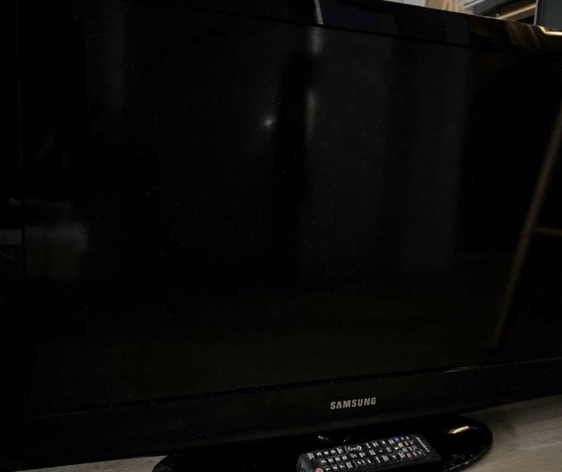 Телевизор SAMSUNG LE32E420E2W 32 дюйма