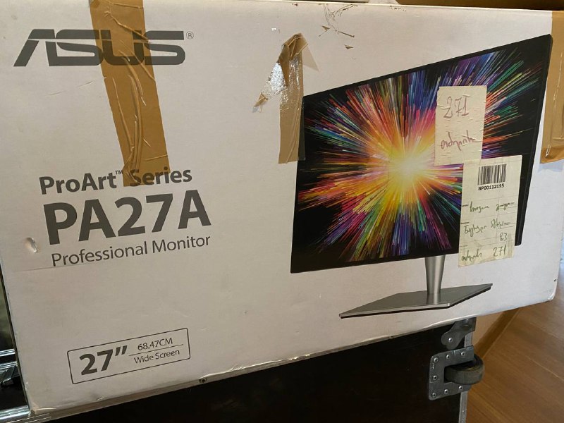 Компьютер, монитор ASUS ProArt PA27AC, клавиатура Logi 5