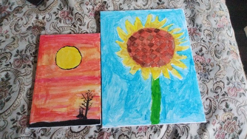 Картины маленькая и большая