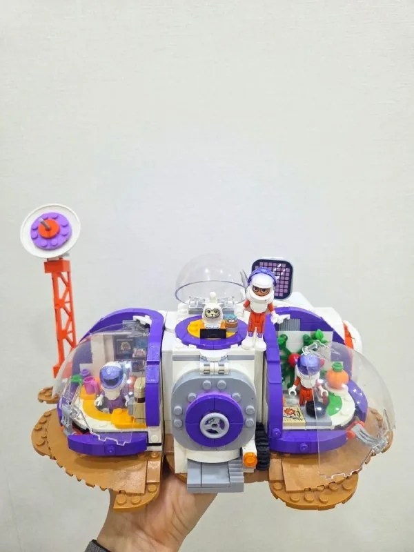 Космический набор Lego Friends 1