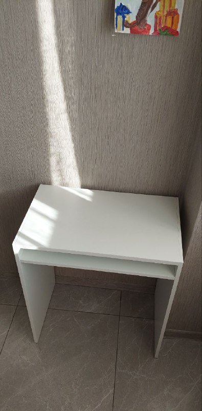 Офисный компьютерный стол ИКЕА 2