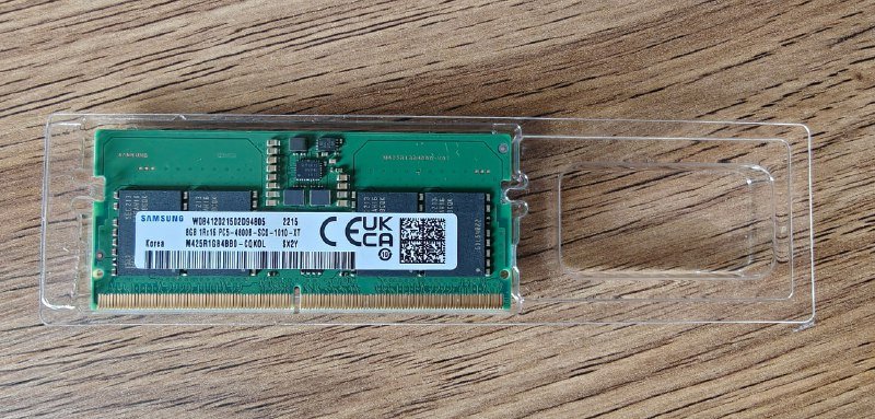 Модуль памяти Samsung 8Gb DDR5 SO-DIMM 2