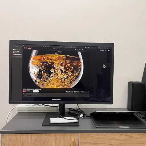 Монитор LG UltraFine Display 27MD5KL