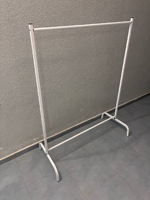 Рейл для одежды