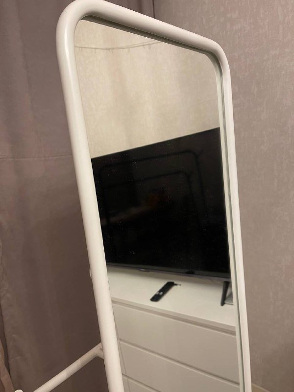 Зеркало-вешалка IKEA KNAPPER белое с крючками 5