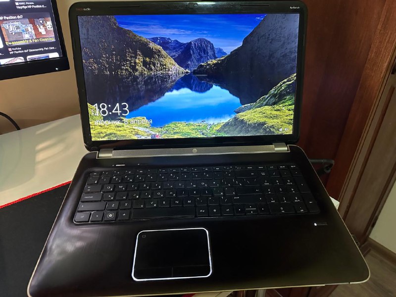 HP pavilion dv7 laptop, Samsung Galaxy A70 phone