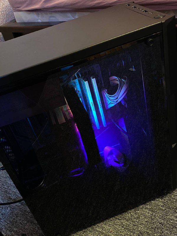 Компьютер AMD Ryzen 5 5600, Radeon RX 5700 XT, 16GB RAM, SSD 1TB, монитор, клавиатура, наушники