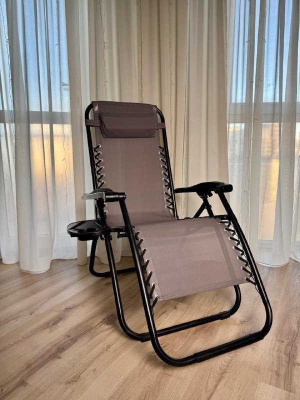 Взрослый велик Trinx M116, Ёлка, Кровать детская IKEA, Детский велик Cruzer Urban, Планетарий Kadziru, Кресло-шезлонг Zero Gravity, Турник Flexter Profi, Стол IKEA LACK, Зонт пляжный 4